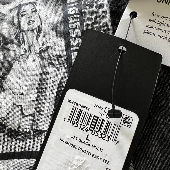 GUESS Y2K Style Model Photo Strip Photo Easy Tee NWT Black Soft Tee Size Large - Picture 7 of 9